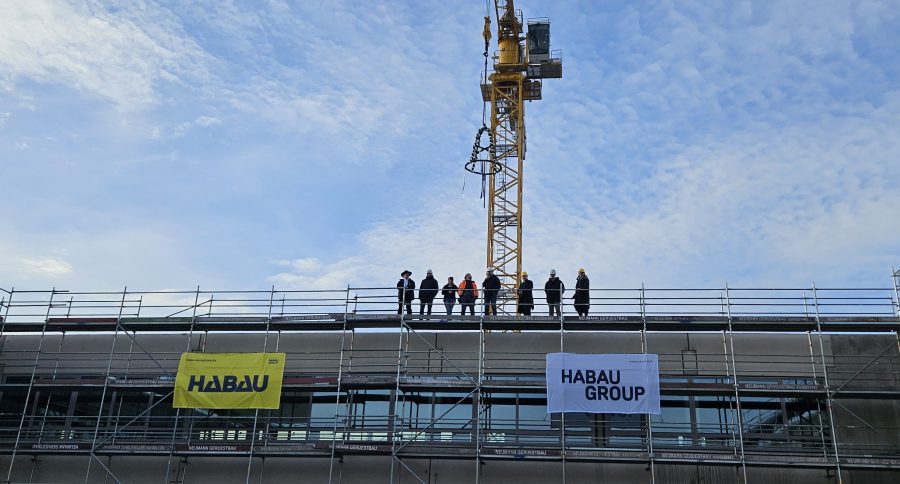 habau richtfest potsdam schul bau 20251125 113913(0)